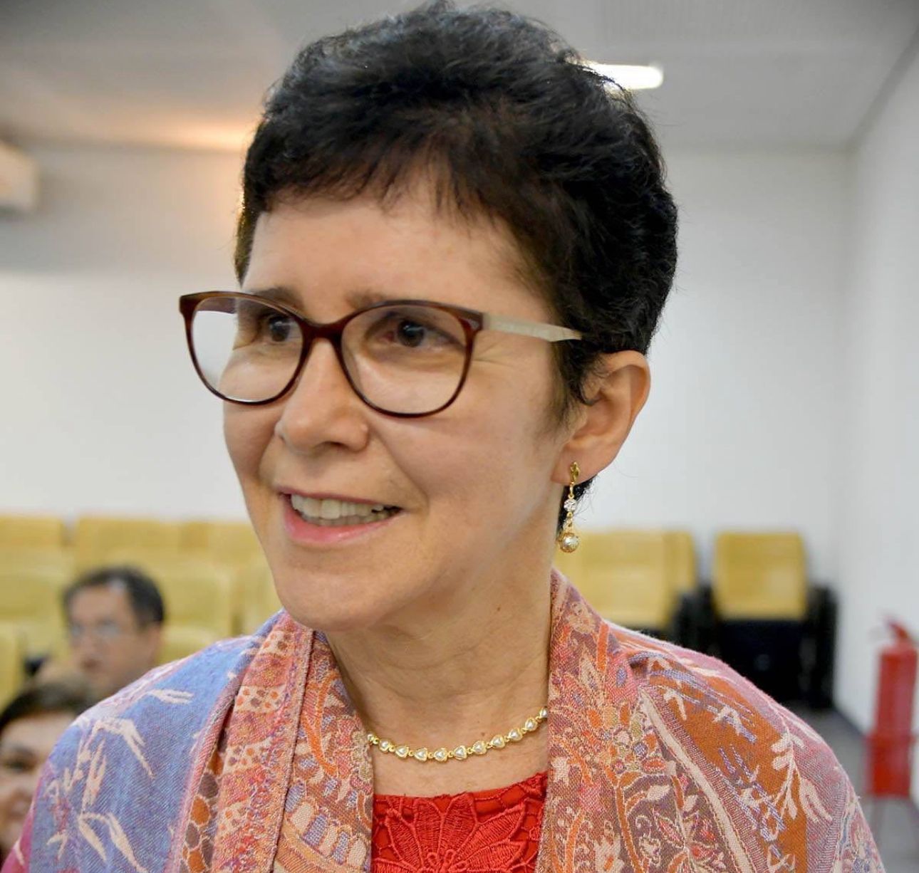 Prof.a Lina